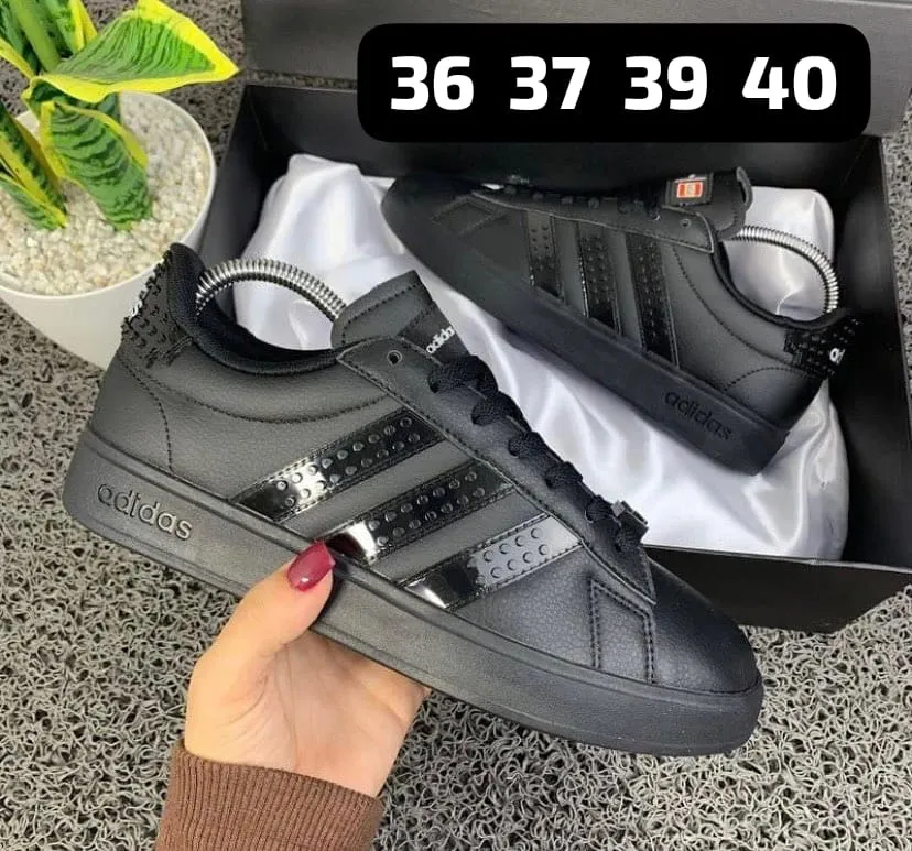 adidas-lego-negro